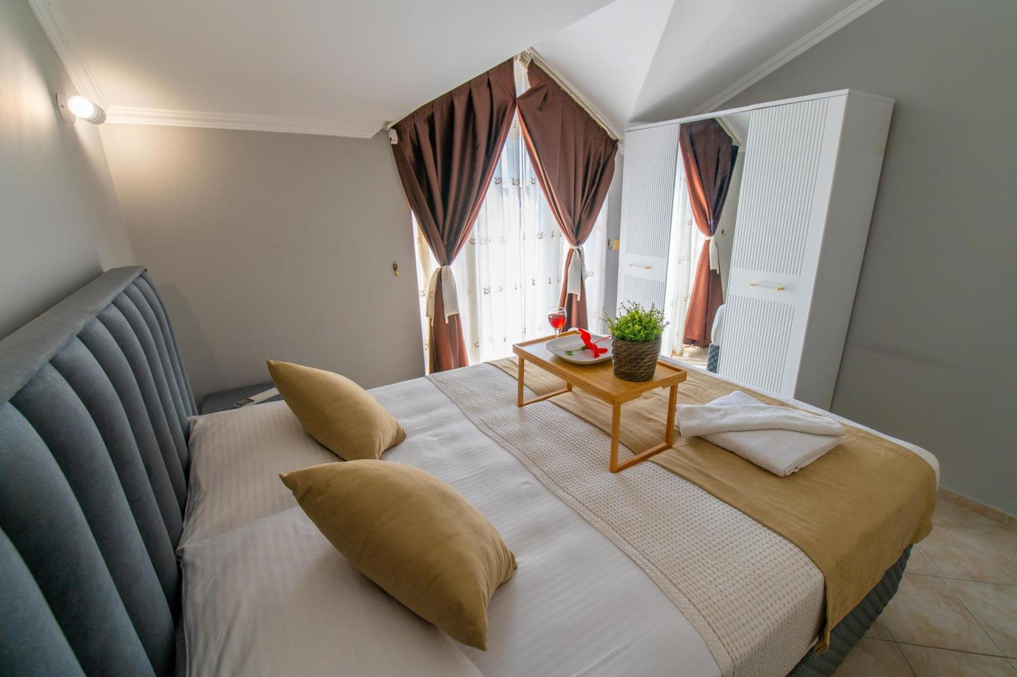 Sunset Beach Resort Aqua Lettings Fethiye Exteriér fotografie