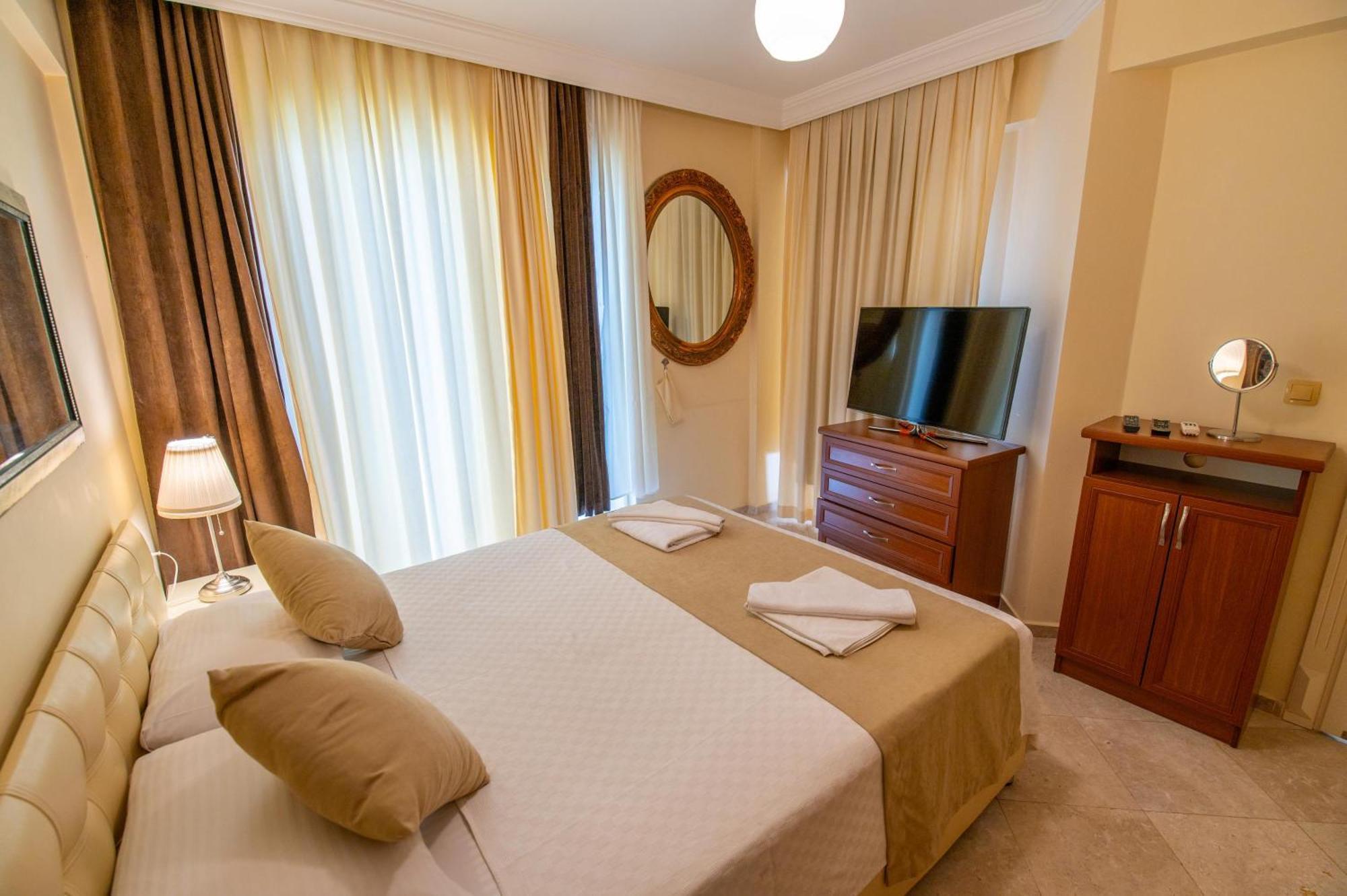 Sunset Beach Resort Aqua Lettings Fethiye Exteriér fotografie