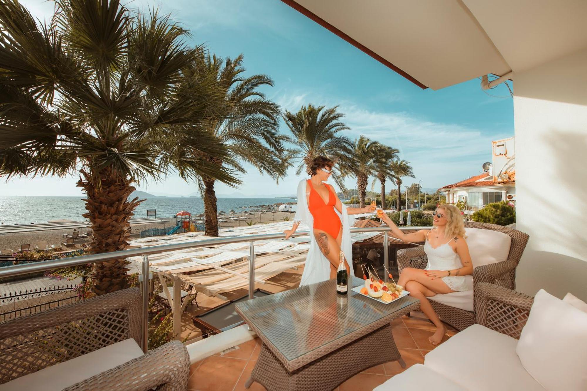 Sunset Beach Resort Aqua Lettings Fethiye Exteriér fotografie