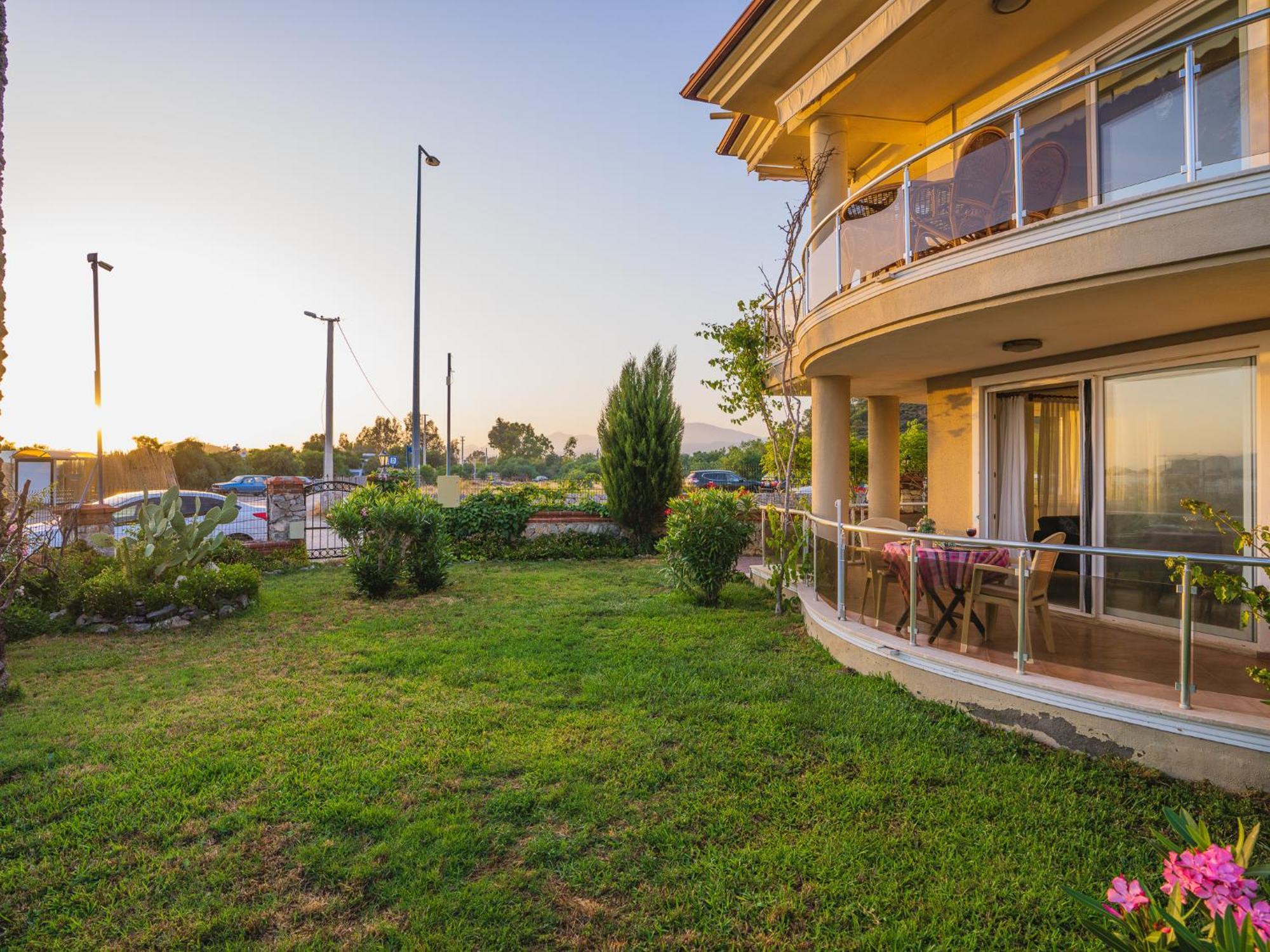 Sunset Beach Resort Aqua Lettings Fethiye Exteriér fotografie