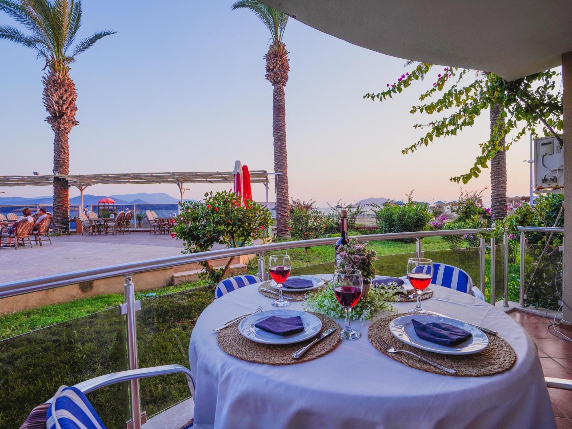 Sunset Beach Resort Aqua Lettings Fethiye Exteriér fotografie